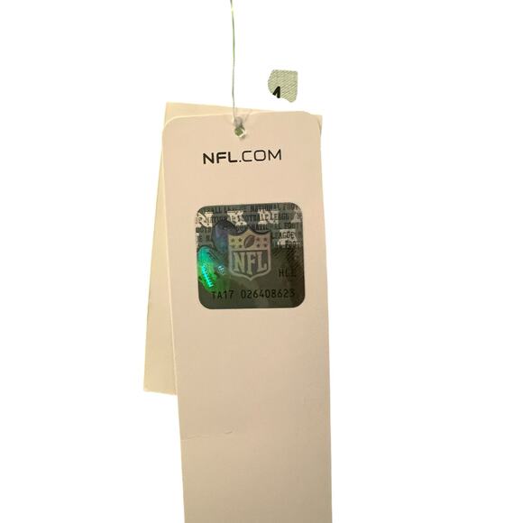 NWT NFL Team Apparel Seattle Seahawks Tshirt Green Football - Picture 5 of 6